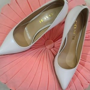 Coach pointy toe pumps